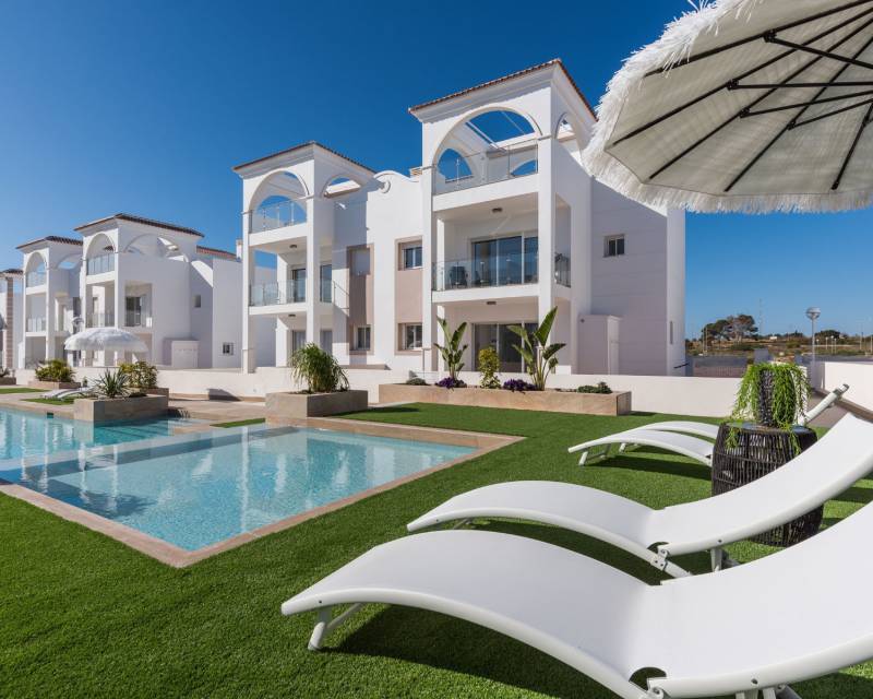 En venta Villa de nueva construcción, Rojales, Alicante, Comunidad Valenciana, España