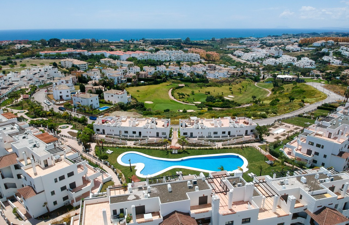 New development ground floor apartment, Estepona, Málaga, Andalucía, Spain