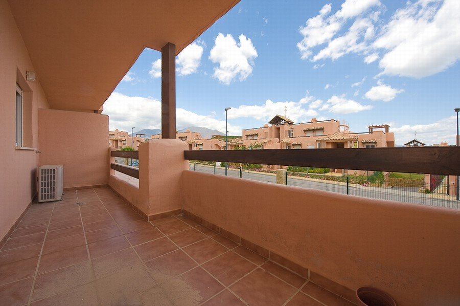 Ground floor apartment, Casares, Málaga, Andalucía, Spain