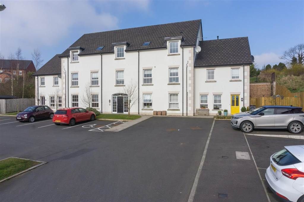 En venta Apartamento en planta baja, Lisburn, County Down, Irlanda del Norte
