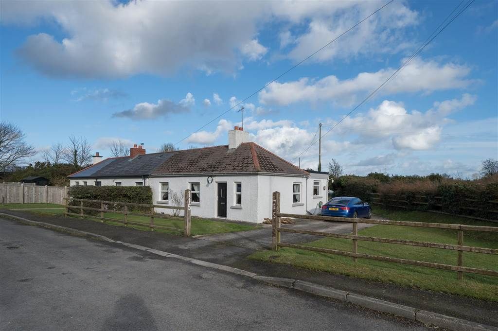 En venta Casa pareada, Hillsborough, County Down, Irlanda del Norte