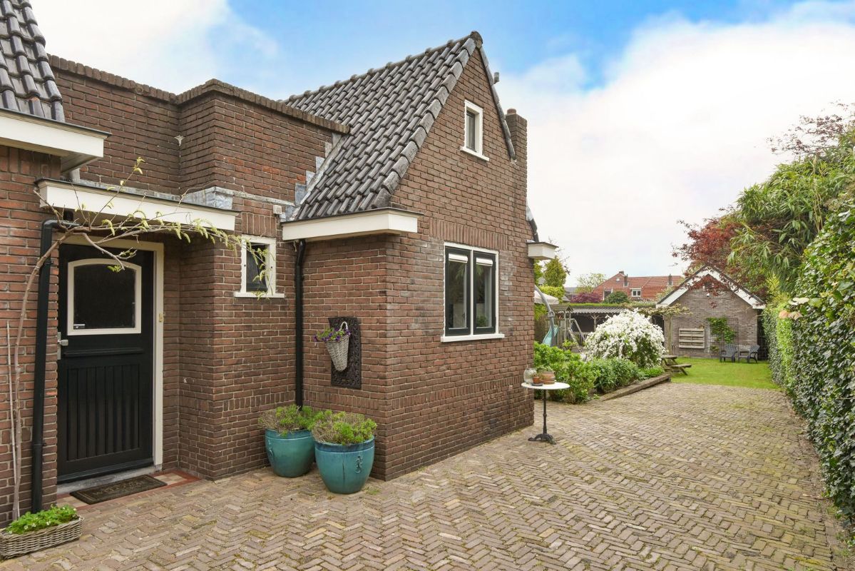 En venta Villa pareada, Huizen, Noord-Holland, Holanda